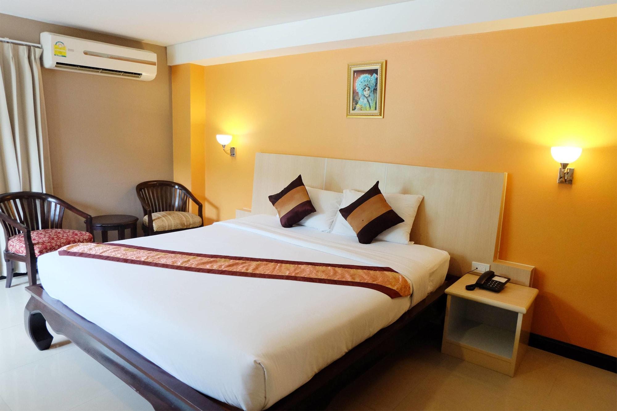 Grand Hill Resort And Spa Nakhon Sawan Exterior foto