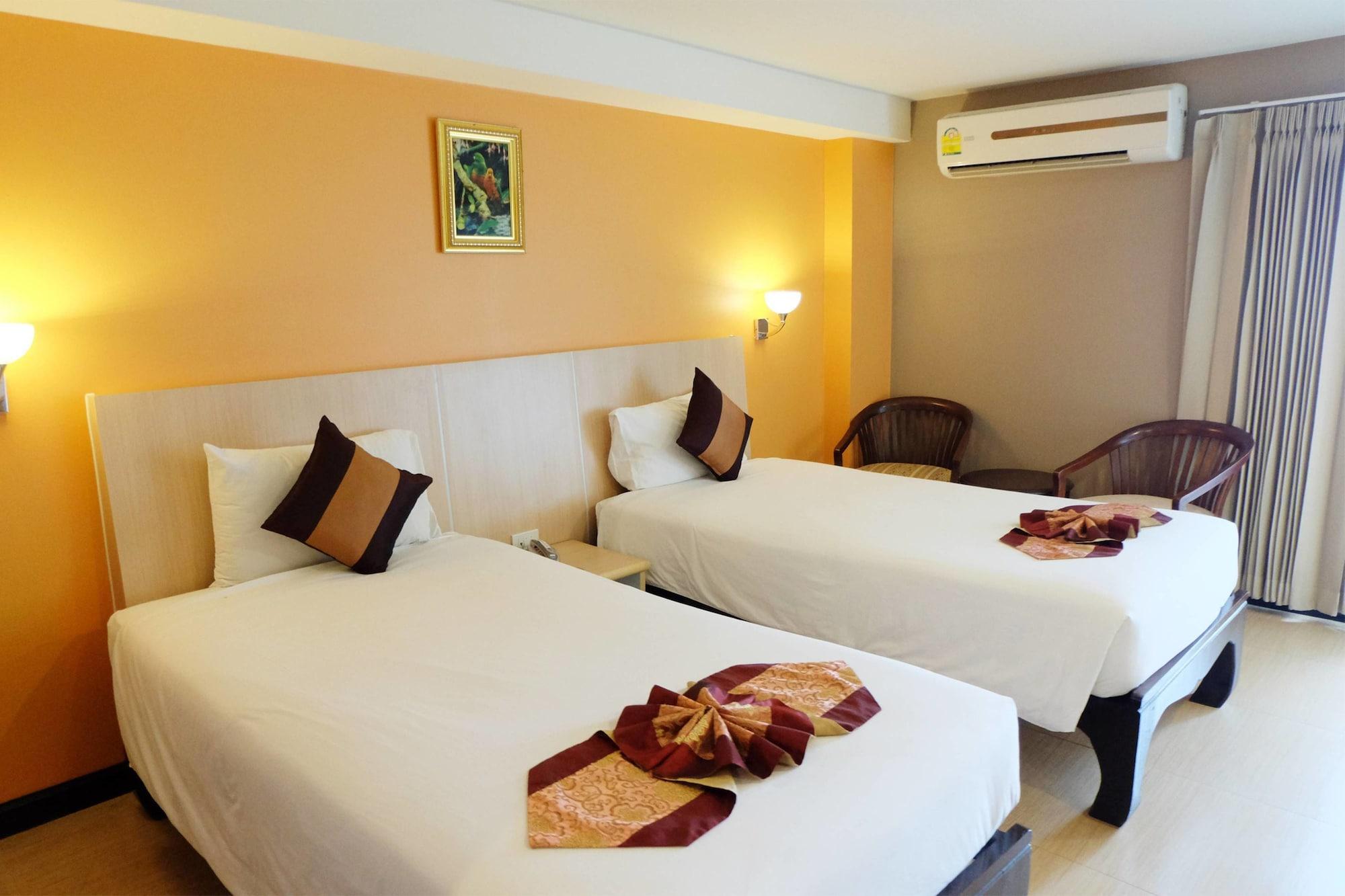 Grand Hill Resort And Spa Nakhon Sawan Exterior foto