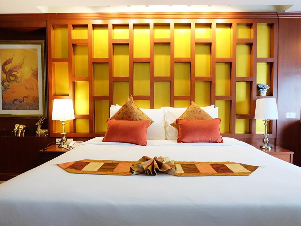 Grand Hill Resort And Spa Nakhon Sawan Exterior foto