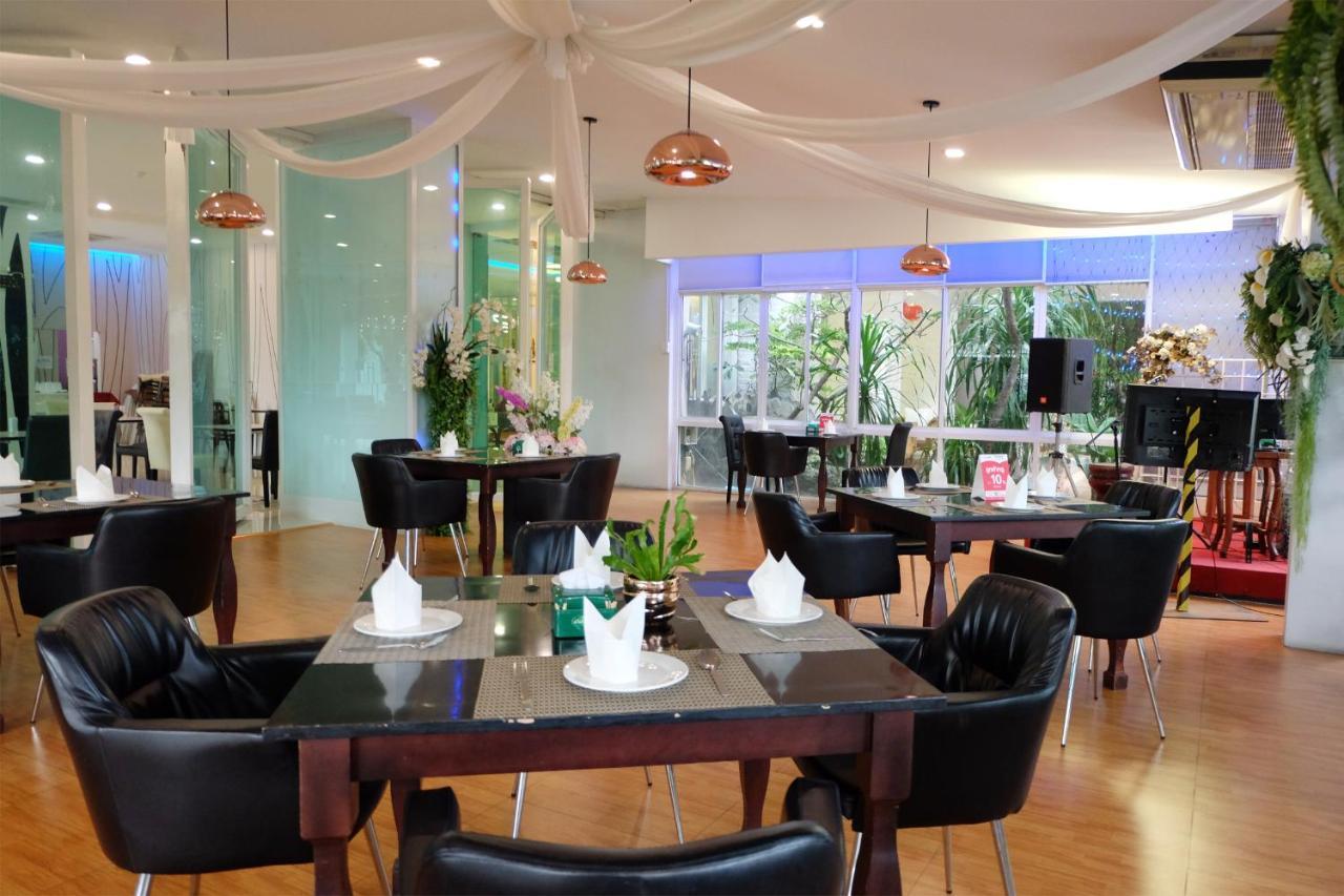 Grand Hill Resort And Spa Nakhon Sawan Exterior foto